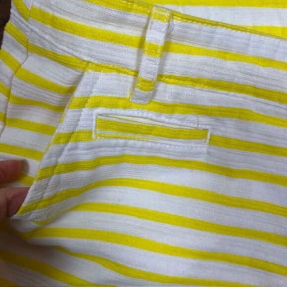 GAP Women's Yellow and White Striped Chino Shorts Pockets Size 2 - Picture 4 of 8